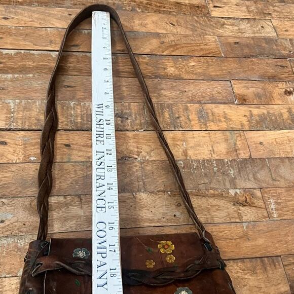 Vintage Shoulder Bag 8.5in Hand Tooled Braided Leather W/ Hand Painted Flowers - Picture 5 of 15